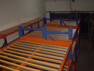 light duty Carton flow rack stores commercial shelving with manual working