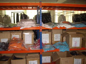 Adjustable Multi - Level steel plate medium duty rack for fashion garment storage