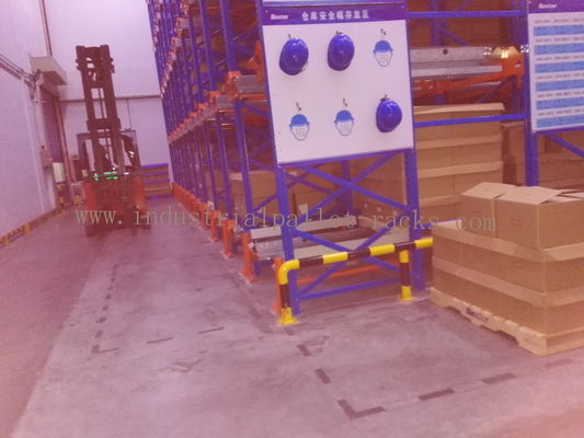 Buy 82FT Depth X  39FT Height Radio Shuttle Racking Blue + Orange Warehouse Storage System online manufacture