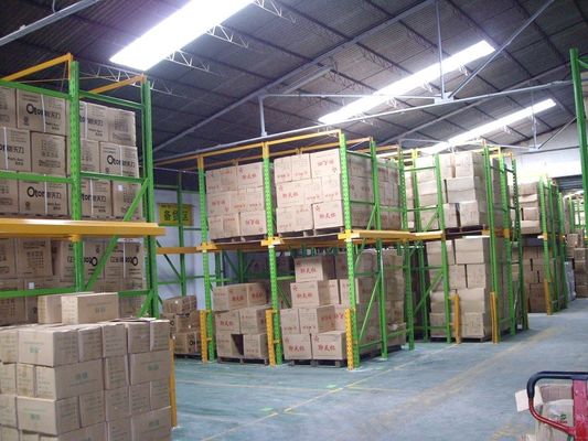 Buy Customized height Drive in warehouse pallet racking , steel racking system online manufacture