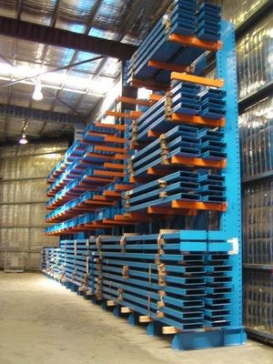 Buy Heavy duty cantilever racking , high density selective racking system online manufacture