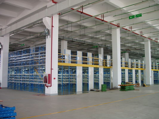 Buy Mezzanine Flooring System with Shelving: Maximize Warehouse Space Without Expansion online manufacture