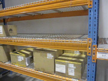 Customized Industrial Pallet Racks Wire Mesh Decking / Wire Decks For Metal Shelving